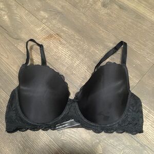 Victoria’s Secret 36D Dream Angels lined Demi bra